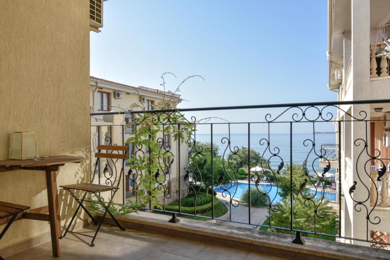 Royal Bay Apartments With Self Check-In Sveti Vlas Exterior photo